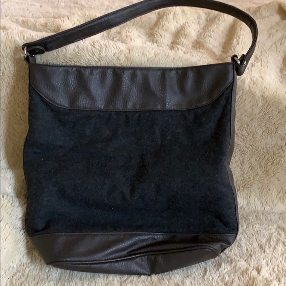 Gap handbag